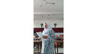 Puisi Cinta Sesaat Karya Nasyiwa Faisa