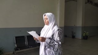 Puisi Menunggu Karya Uci Restia