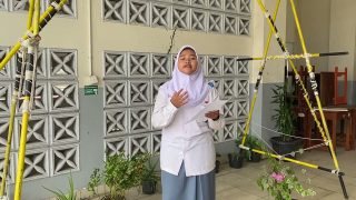 Puisi Sepotong Kasih Di Sekolah Karya Qinaya Maha Putri Teguh