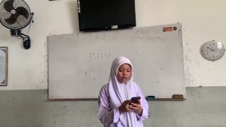 Puisi Bahagia Dalam Luka Karya Azizah Dwi Putri