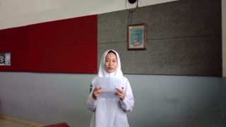 Puisi Sepotong Memori Karya Pritha Aurora